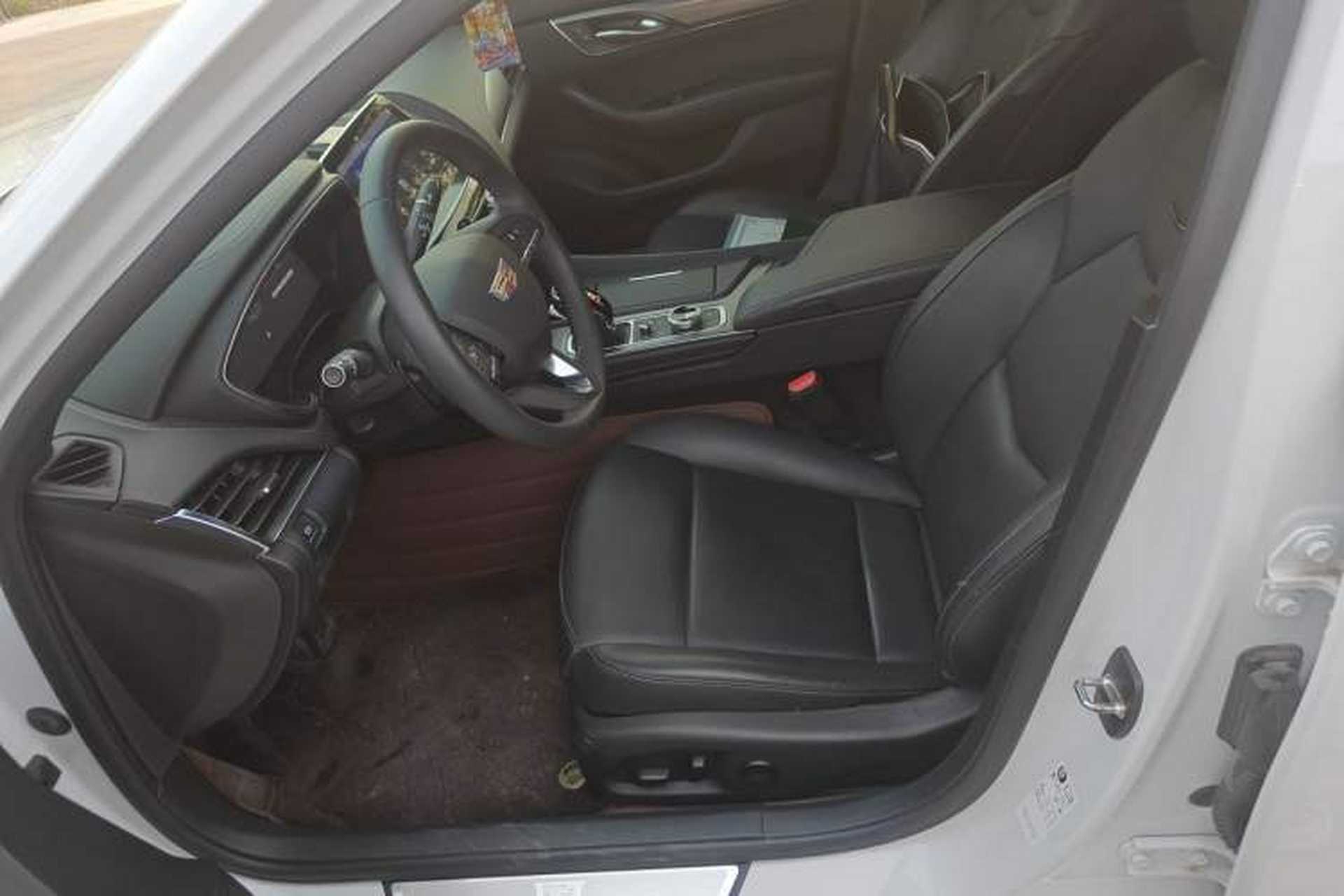 Used Cadillac CT5 2023 28T Luxury Edition (Standard Version) Left Front Seat