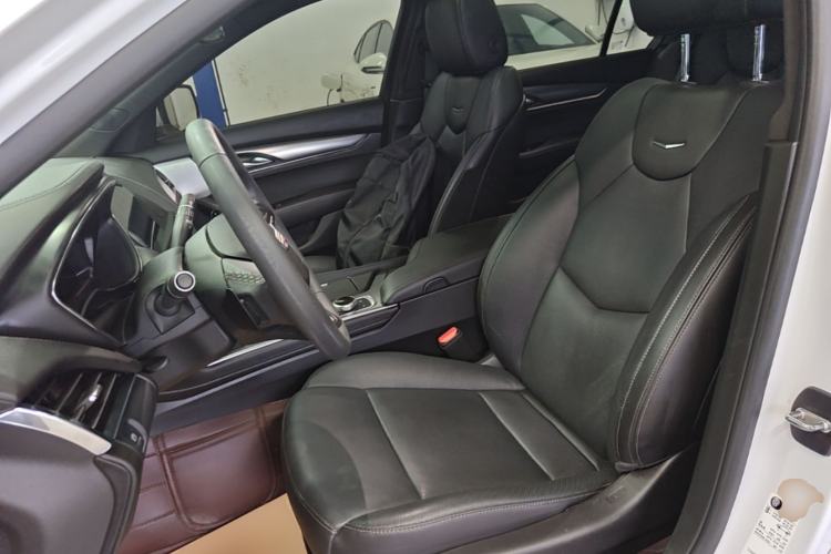 Used Cadillac CT5 2023 28T Luxury Edition (Standard Version) Left Front Seat