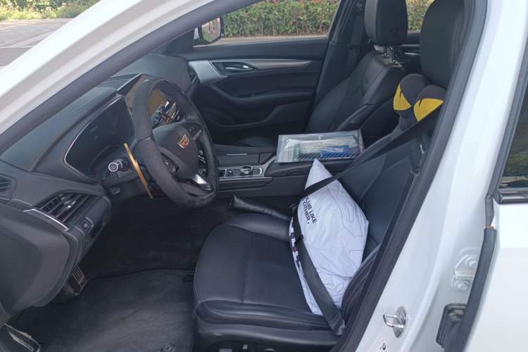 Used Cadillac CT5 2023 28T Prestige Model Left Front Seat
