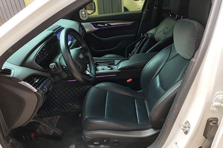 Used Cadillac CT5 2023 28T Luxury Edition (Standard Version) Left Front Seat