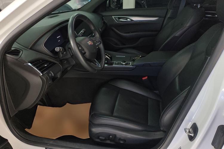 Used Cadillac CT5 2023 28T Luxury Edition (Standard Version) Left Front Seat