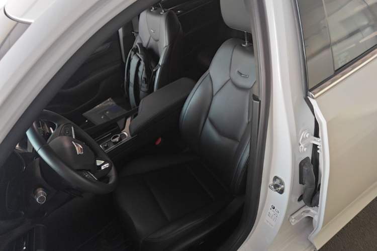 Used Cadillac CT5 2023 28T Luxury Edition (Standard Version) Left Front Seat