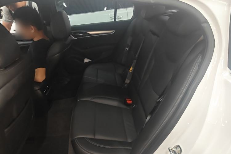 Used Cadillac CT5 2023 28T Luxury Edition (Standard Version) Left Rear Seat