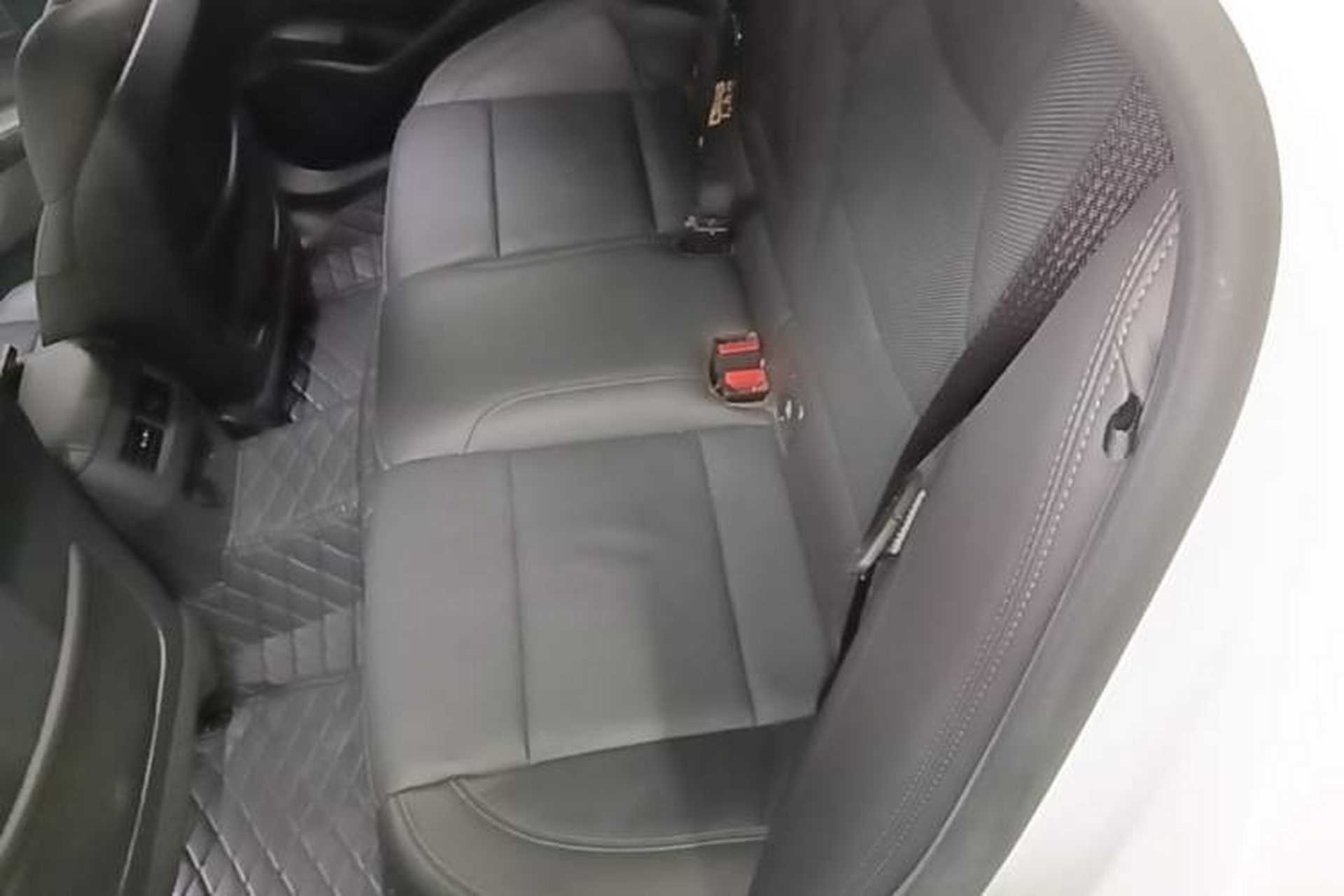 Used Cadillac CT5 2023 28T Luxury Edition (Standard Version) Left Rear Seat