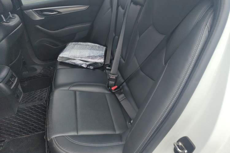 Used Cadillac CT5 2023 28T Luxury Edition (Standard Version) Left Rear Seat