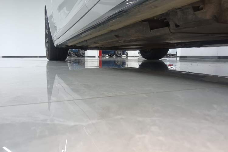 Used Cadillac CT5 2023 28T Prestige Model Left Side Sill