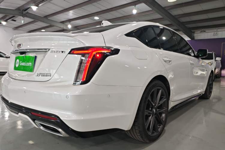 Used Cadillac CT5 2023 28T Platinum Edition Rear Right 45 Deg