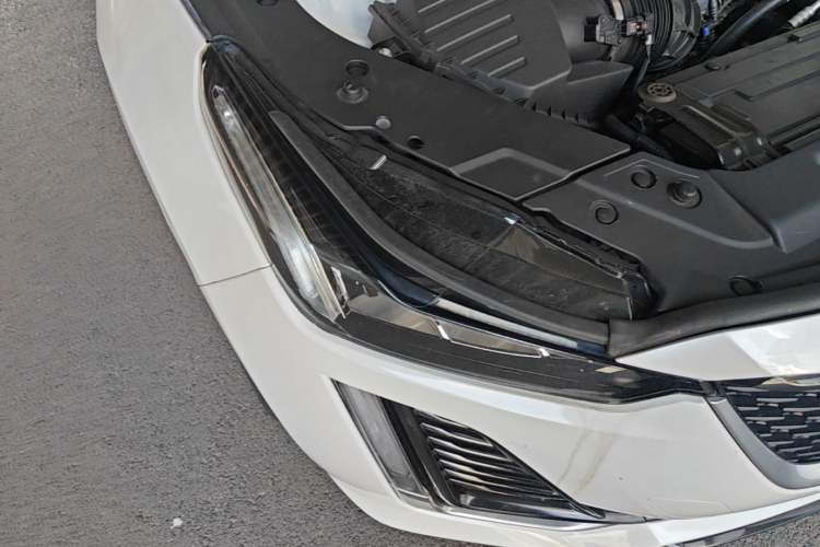 Used Cadillac CT5 2023 28T Luxury Edition (Standard Version) Right Front Headlight
