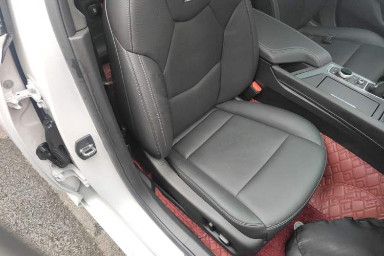 Used Cadillac CT5 2023 28T Luxury Edition (Standard Version) Right Front Seat