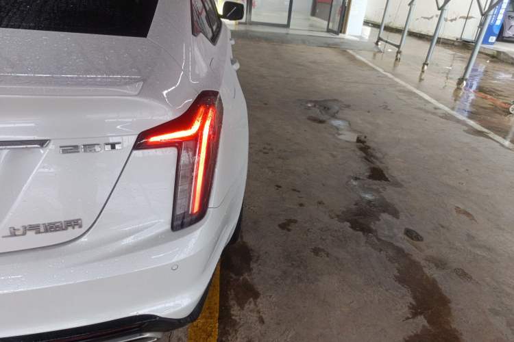 Used Cadillac CT5 2023 28T Prestige Model Right Rear Taillight