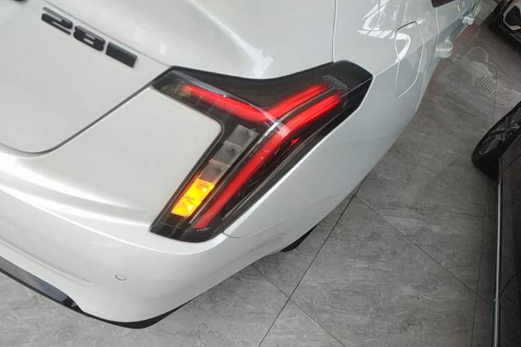 Used Cadillac CT5 2023 28T Prestige Model Right Rear Taillight