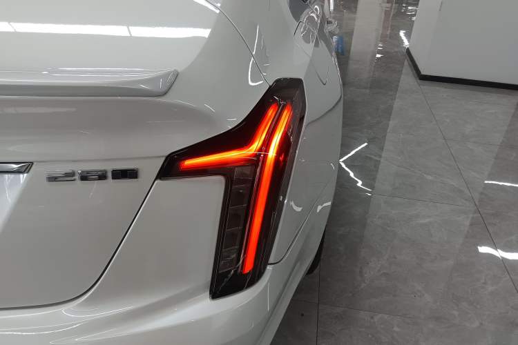 Used Cadillac CT5 2023 28T Prestige Model Right Rear Taillight