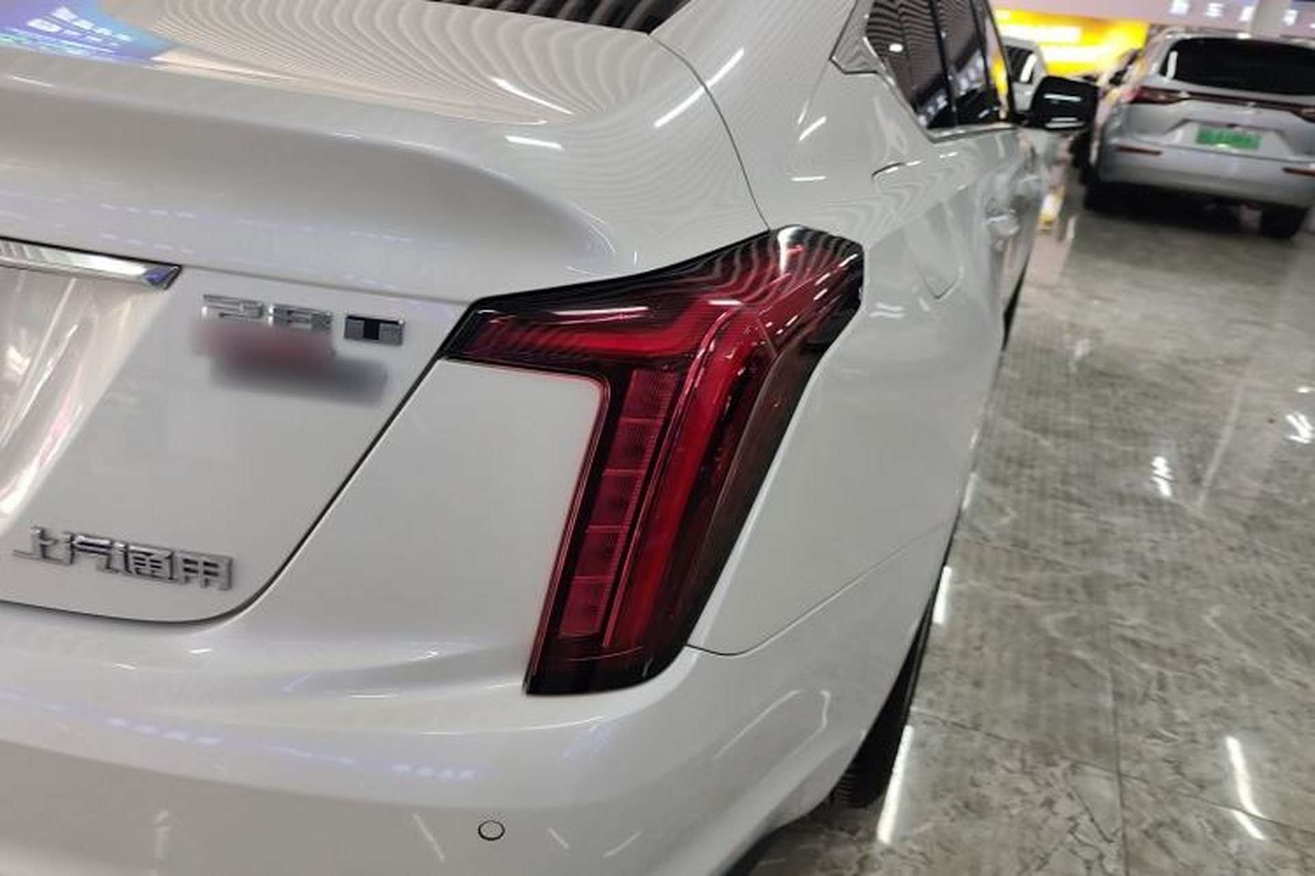 Used Cadillac CT5 2023 28T Luxury Edition (Standard Version) Right Rear Taillight