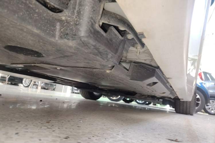 Used Cadillac CT5 2023 28T Luxury Edition (Standard Version) Right Side Sill