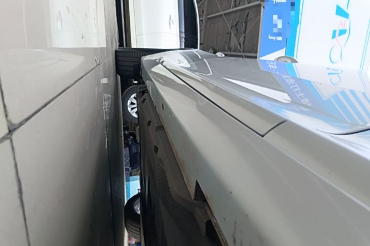 Used Cadillac CT5 2023 28T Luxury Edition (Standard Version) Right Side Sill