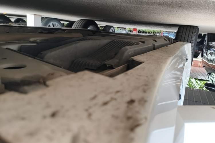 Used Cadillac CT5 2023 28T Luxury Edition (Standard Version) Right Side Sill