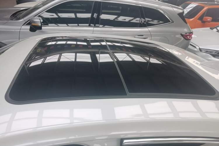 Used Cadillac CT5 2023 28T Luxury Edition (Standard Version) Roof