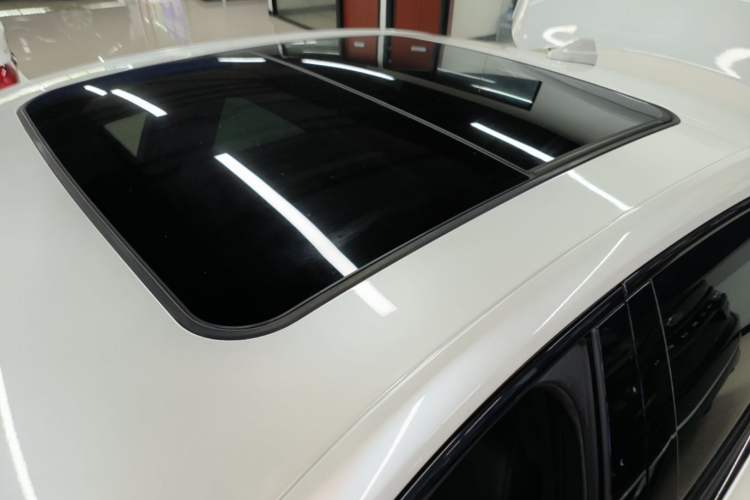 Used Cadillac CT5 2023 28T Platinum Edition Roof