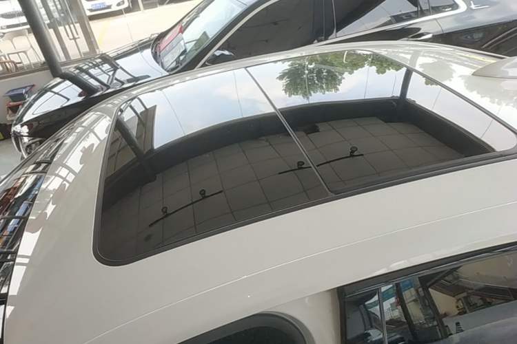 Used Cadillac CT5 2023 28T Prestige Model Roof