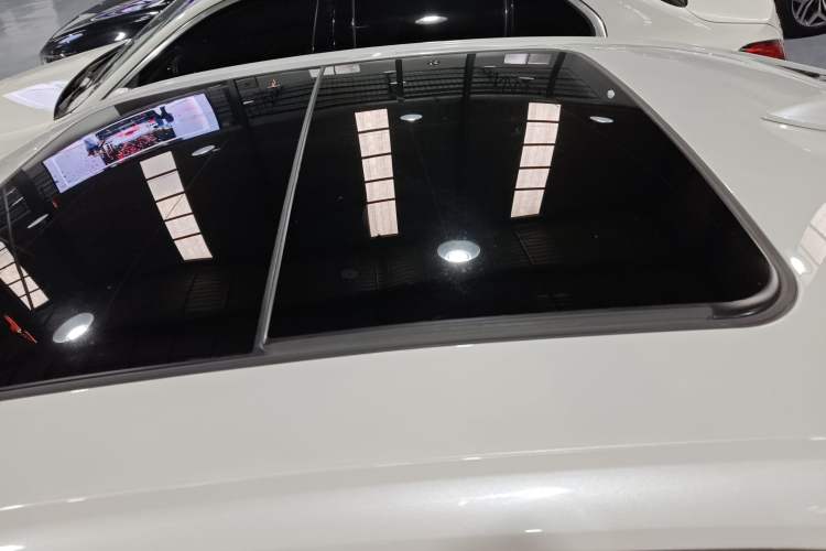 Used Cadillac CT5 2023 28T Luxury Edition (Standard Version) Roof