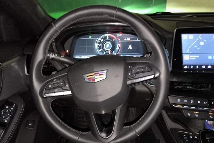 Used Cadillac CT5 2023 28T Luxury Edition (Standard Version) Steering Wheel