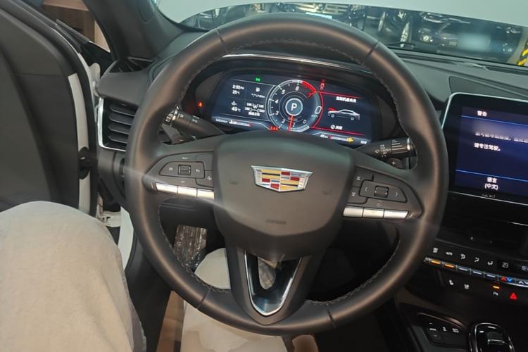 Used Cadillac CT5 2023 28T Luxury Edition (Standard Version) Steering Wheel