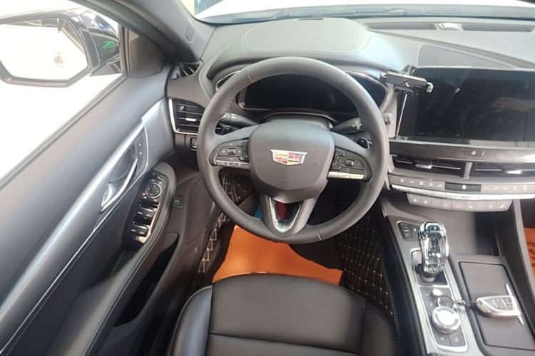 Used Cadillac CT5 2023 28T Luxury Edition (Standard Version) Steering Wheel