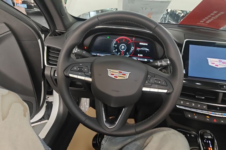 Used Cadillac CT5 2023 28T Luxury Edition (Standard Version) Steering Wheel