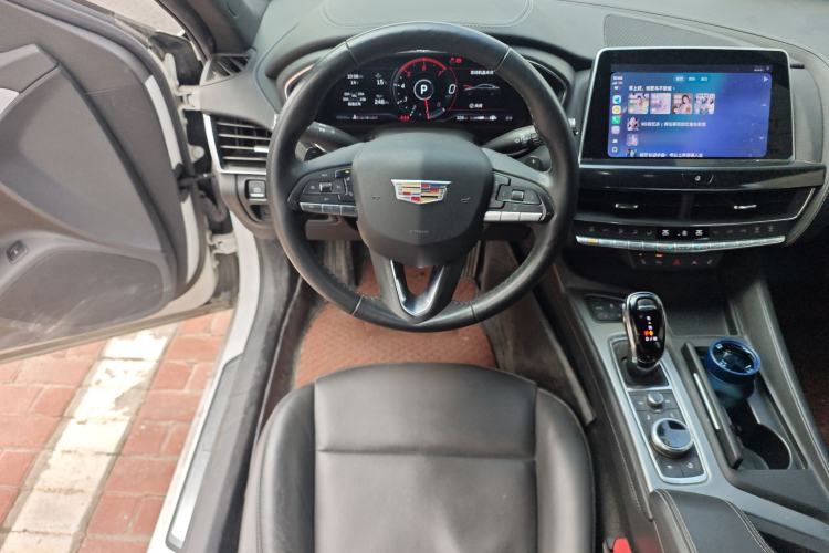 Used Cadillac CT5 2023 28T Prestige Model Steering Wheel