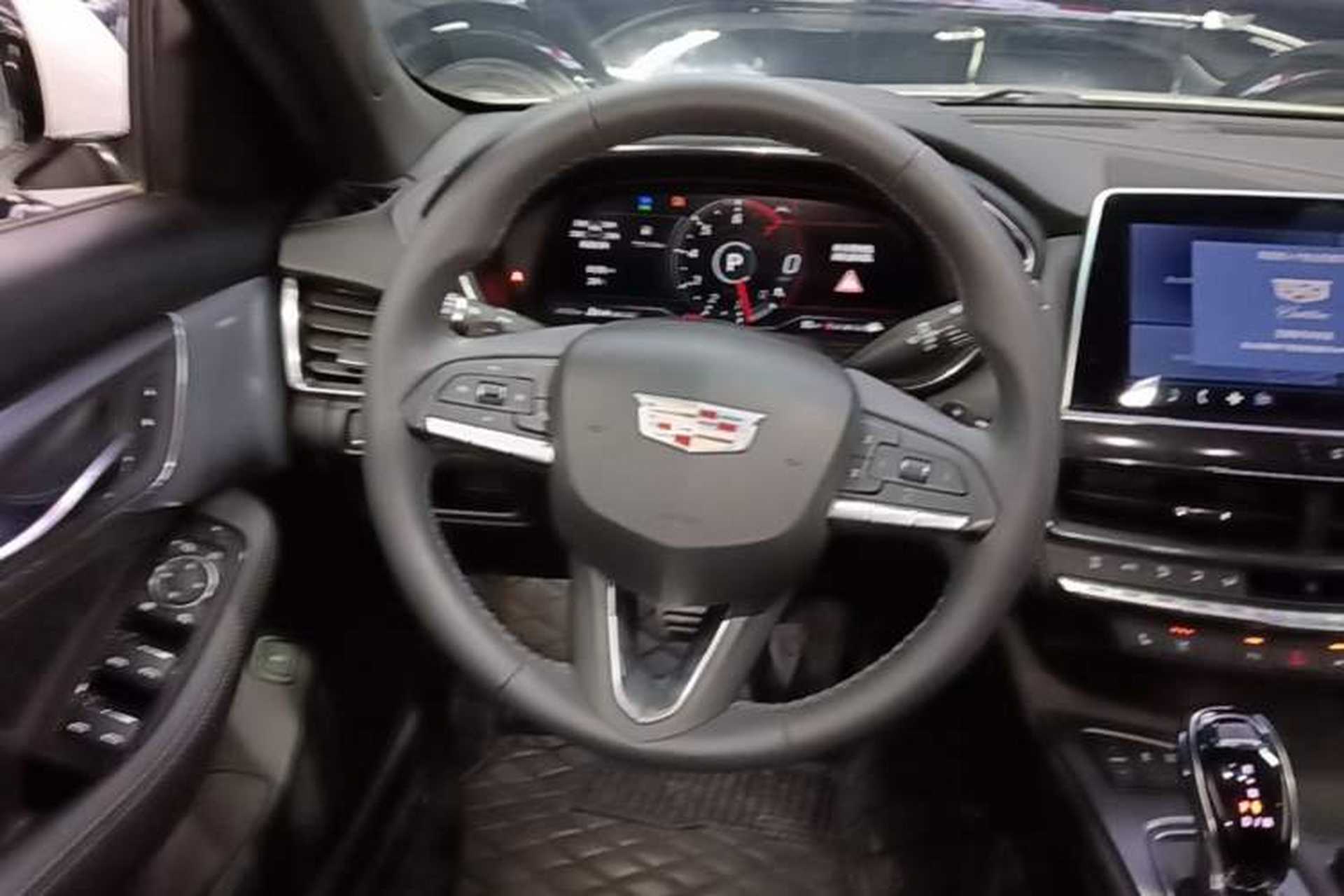 Used Cadillac CT5 2023 28T Luxury Edition (Standard Version) Steering Wheel