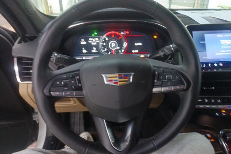 Used Cadillac CT5 2023 28T Prestige Model Steering Wheel