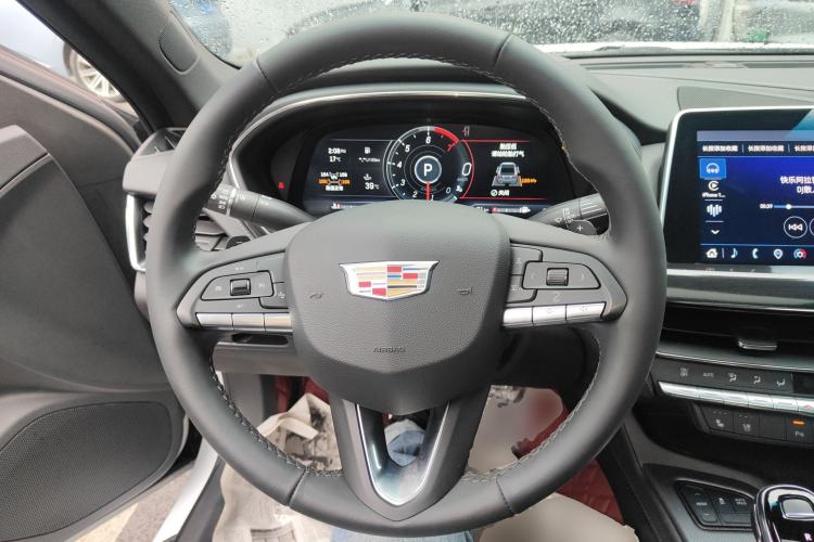 Used Cadillac CT5 2023 28T Luxury Edition (Standard Version) Steering Wheel