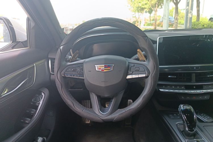 Used Cadillac CT5 2023 28T Prestige Model Steering Wheel