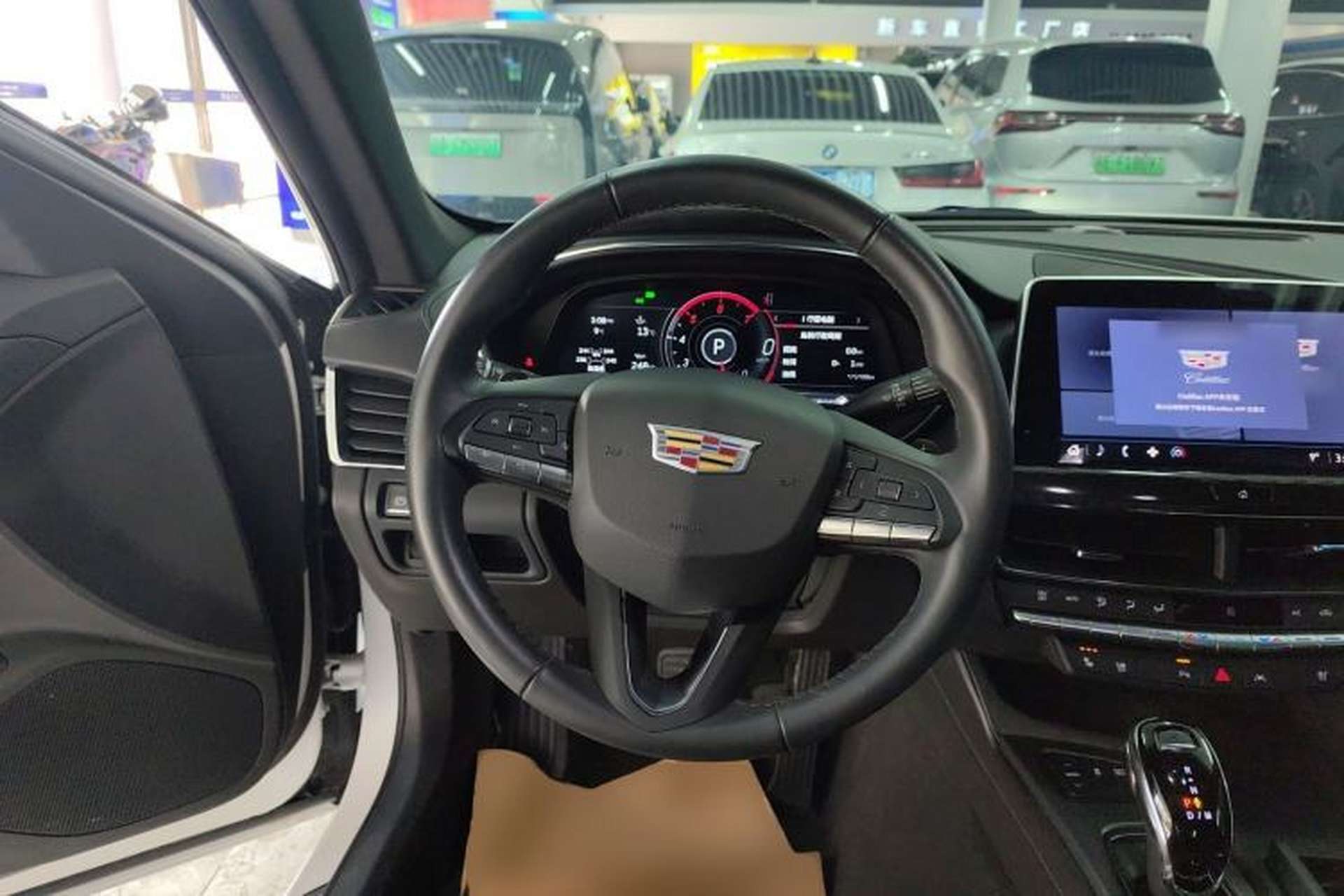 Used Cadillac CT5 2023 28T Luxury Edition (Standard Version) Steering Wheel