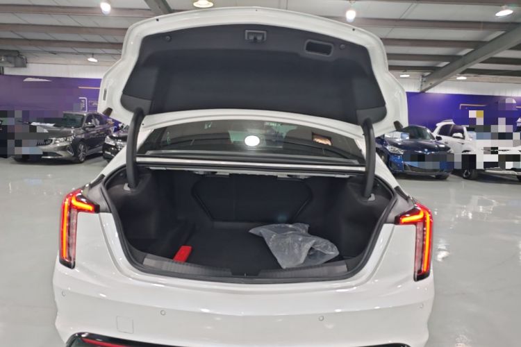 Used Cadillac CT5 2023 28T Platinum Edition Trunk