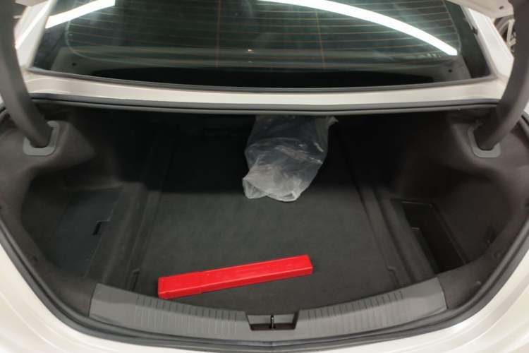 Used Cadillac CT5 2023 28T Platinum Edition Trunk