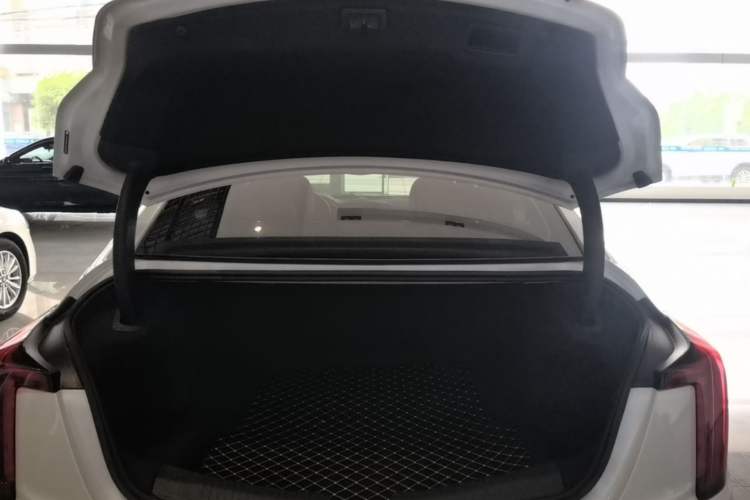 Used Cadillac CT5 2023 28T Luxury Edition (Standard Version) Trunk