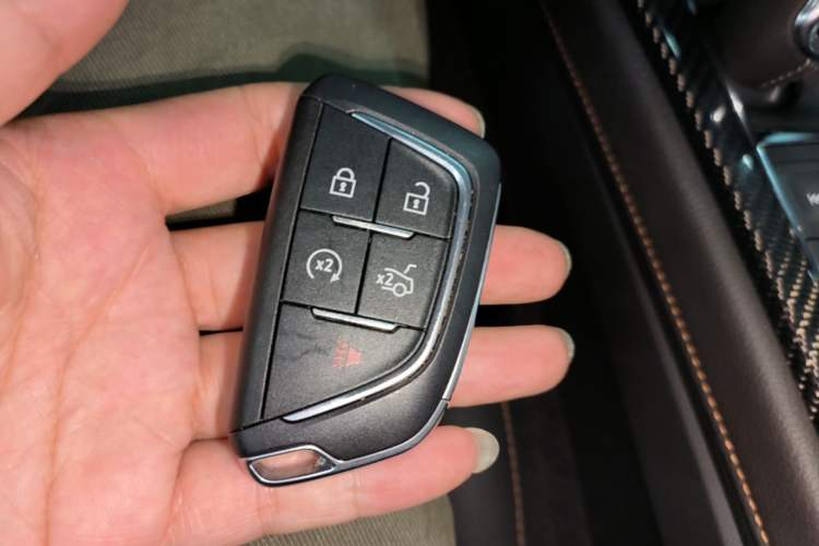Used Cadillac CT5 2023 28T Platinum Edition Vehicle Key