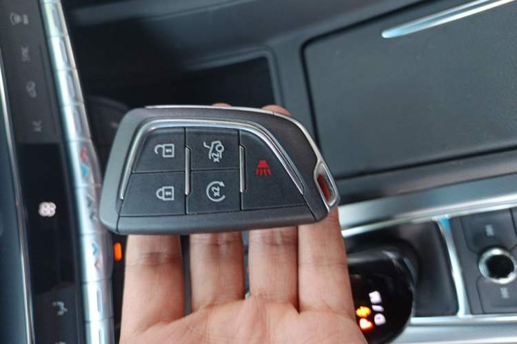 Used Cadillac CT5 2023 28T Prestige Model Vehicle Key