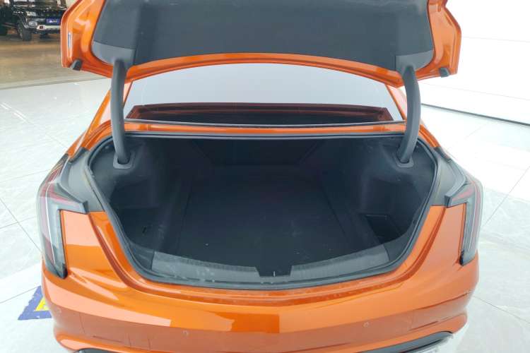 Used Cadillac CT5 2023 28T Platinum Edition Trunk