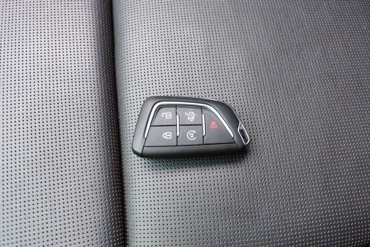 Used Cadillac CT5 2023 28T Platinum Edition Vehicle Key