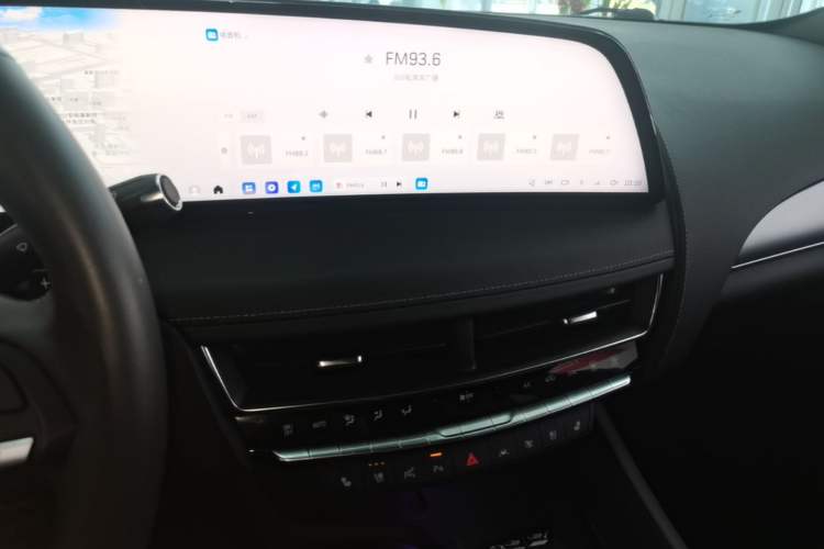 Used Cadillac CT5 2024 28T Prestige Edition Audio And AC Panel
