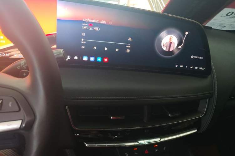 Used Cadillac CT5 2024 28T Luxury Pro Trim Audio And AC Panel