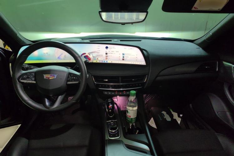 Used Cadillac CT5 2024 28T Prestige Edition Center Console
