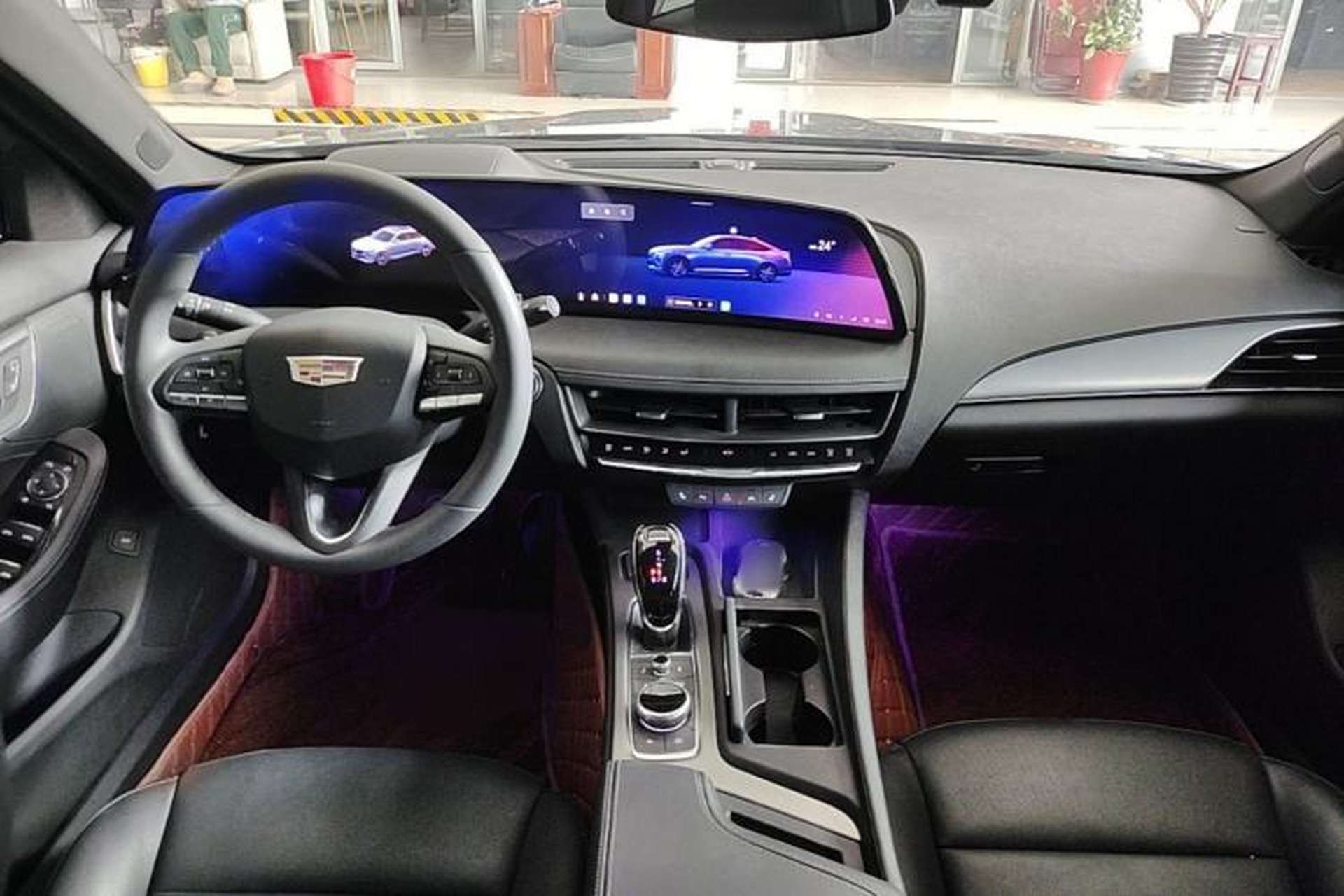 Used Cadillac CT5 2024 28T Luxury Pro Trim Center Console
