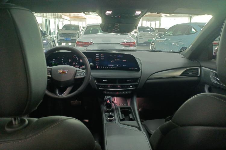 Used Cadillac CT5 2024 28T Prestige Edition Center Console