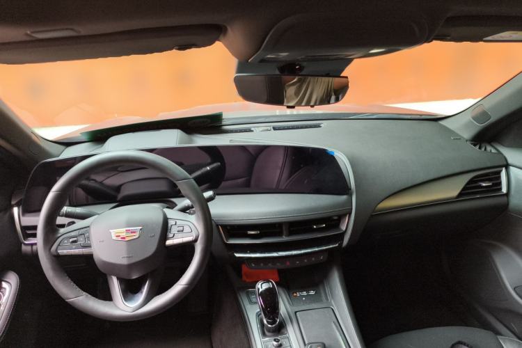 Used Cadillac CT5 2024 28T Prestige Edition Center Console
