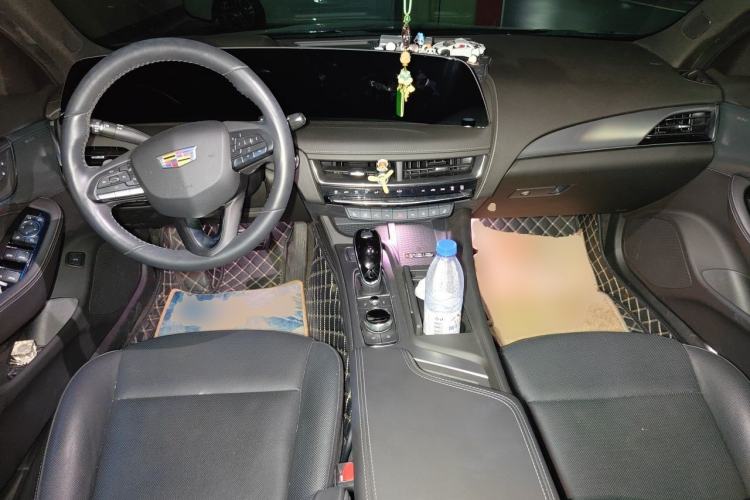 Used Cadillac CT5 2024 28T Prestige Edition Center Console