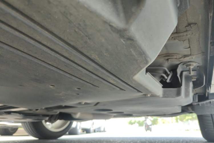 Used Cadillac CT5 2024 28T Luxury Pro Trim Chassis Rear Left