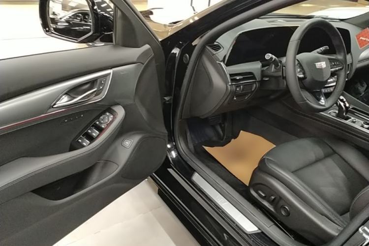Used Cadillac CT5 2024 28T Prestige Edition Driver Seat